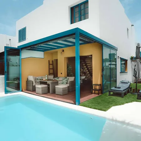 Apapache | Private Pool | - 5 Min Walk 빌라